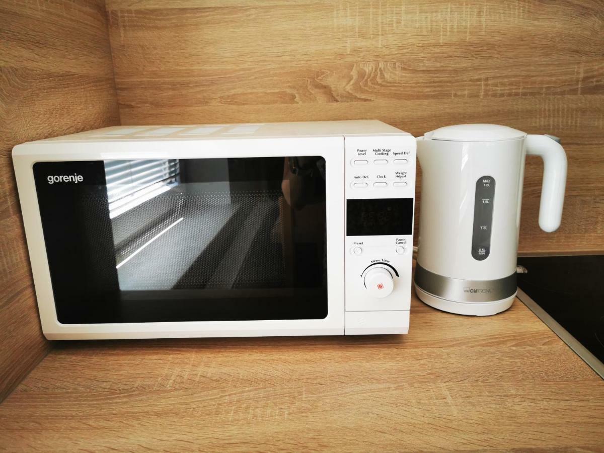 Apartmaji Tomsic Apartment *